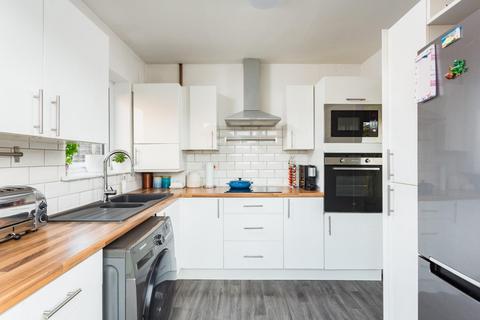 3 bedroom semi-detached bungalow for sale, Shallowdale Grove, Osbaldwick, York