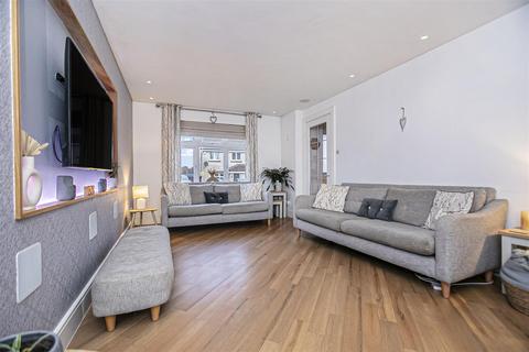 undefined, 17 Tarmachan Road, Dunfermline