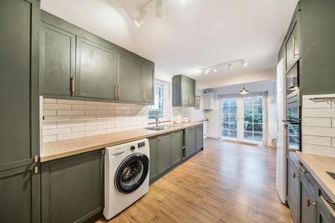 undefined, Searles Road, London