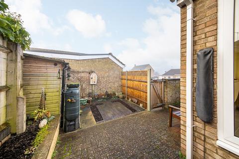 undefined, Arundel Close, Kings Sutton