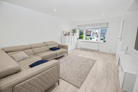 3 bedroom semi-detached house for sale, Hirstlands Drive, Ossett, West Yorkshire