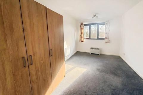 undefined, Staveley Court, Leicestershire LE11