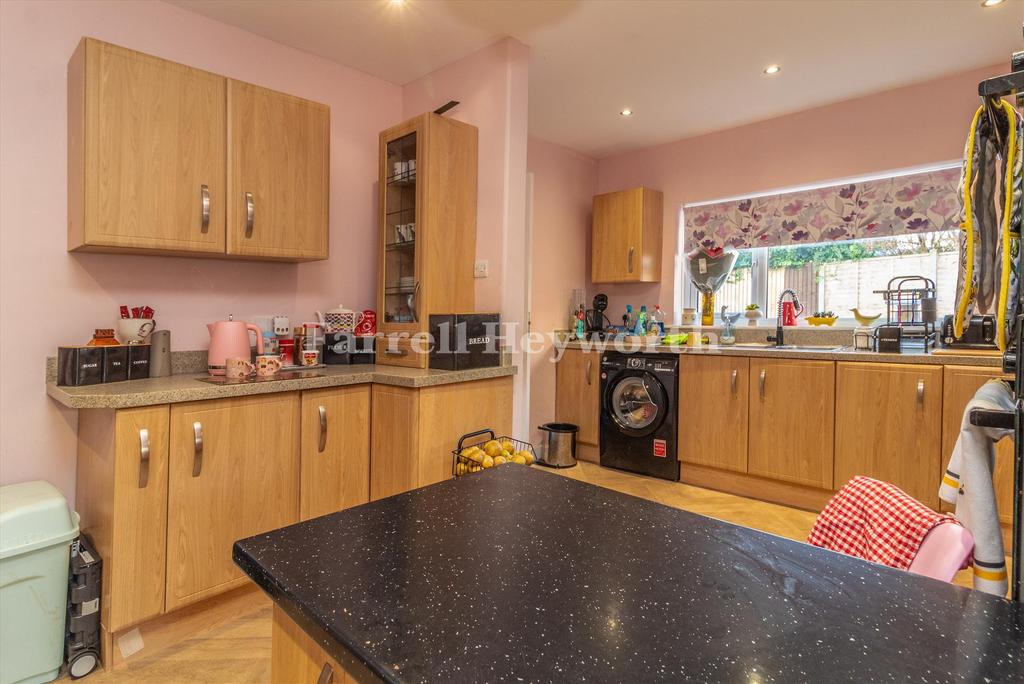 Breakfast Kitchen im