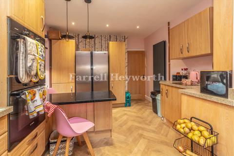 2 bedroom bungalow for sale, Furness Avenue, Blackpool FY3