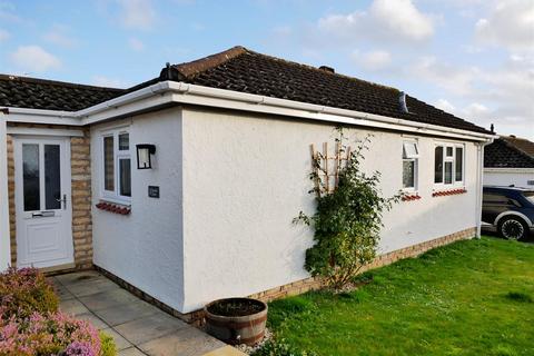 undefined, Druids Close, Curzon Park, Calne