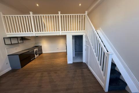 1 bedroom flat to rent, Friern Barnet Road, London N11