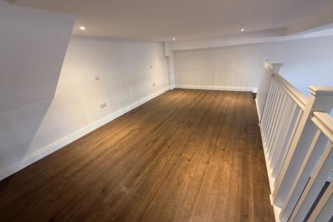 1 bedroom flat to rent, Friern Barnet Road, London N11