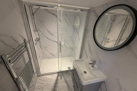 1 bedroom flat to rent, Friern Barnet Road, London N11