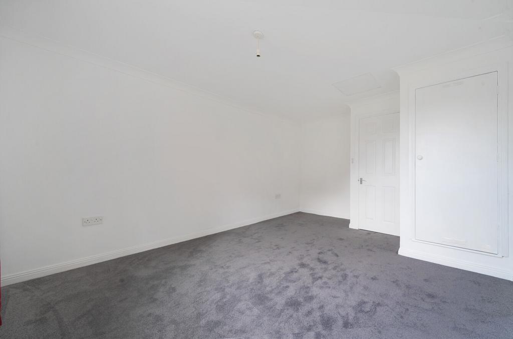 1375465-12-690b60...