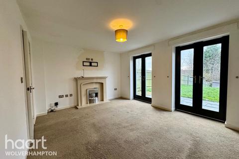3 bedroom semi-detached house to rent, Humphries Road, WOLVERHAMPTON