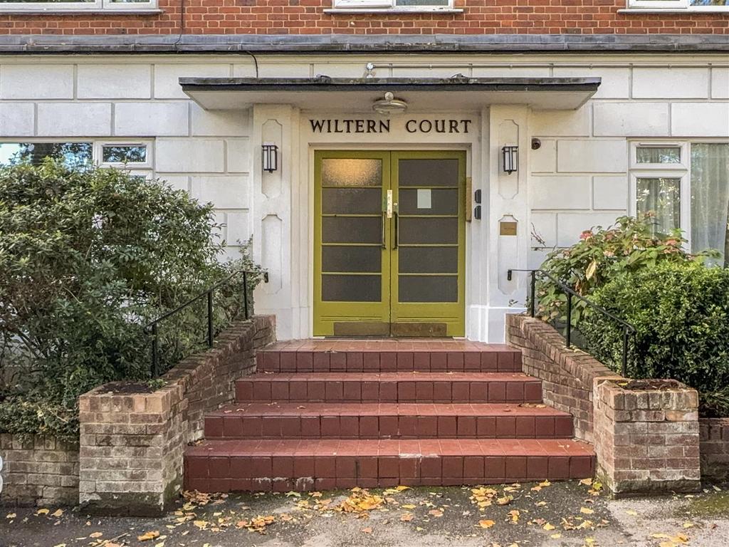 Flat 8, Wiltern Court - gnzc Nma Hw GPRm Ph CDSvv.jpg