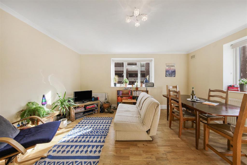 Flat 8, Wiltern Court - gp5 Rmr Zr BFDQGa GBEFy J.jpg