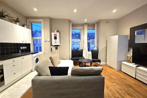 undefined, Minet Avenue, London
