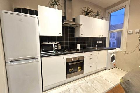 undefined, Minet Avenue, London