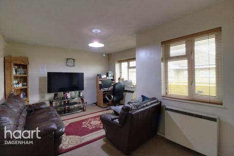 undefined, Kershaw Road, Dagenham