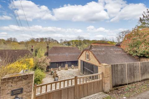 4 bedroom detached house for sale, Wilsons Way, Meopham