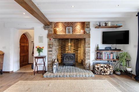 4 bedroom detached house for sale, Wilsons Way, Meopham