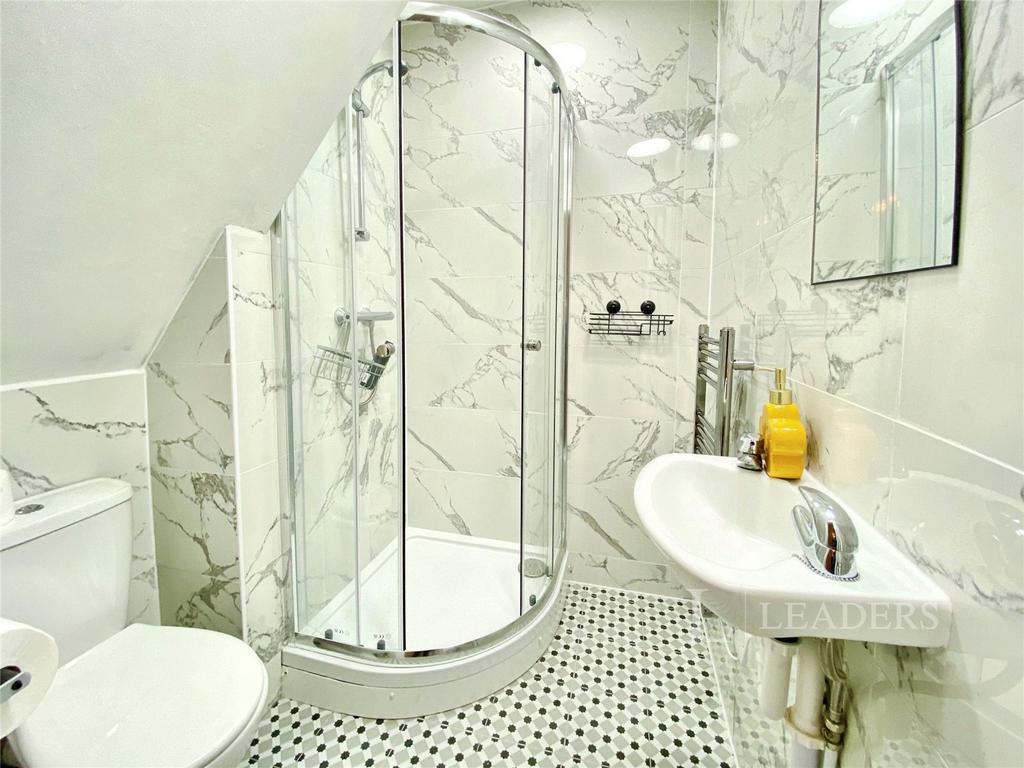 Bedroom 1 Ensuite