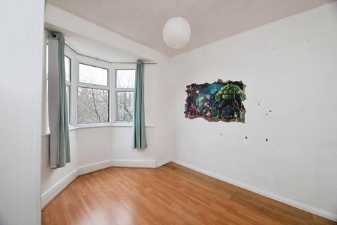 undefined, Lea Bridge Road, London E17