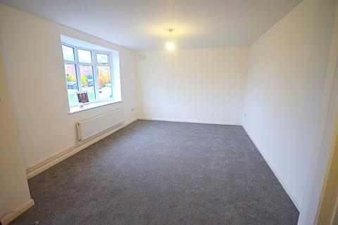 3 bedroom terraced house to rent, Dagenham, RM10