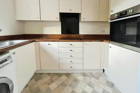 undefined, St. Georges Road East, Aldershot