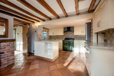 4 bedroom detached house for sale, The Wonderful White Cottage in Old Dalby, LE14 3LA