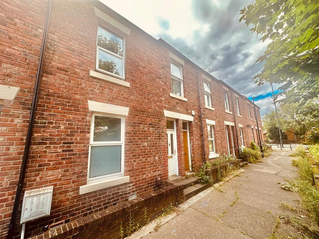 3 Bed flat to Let