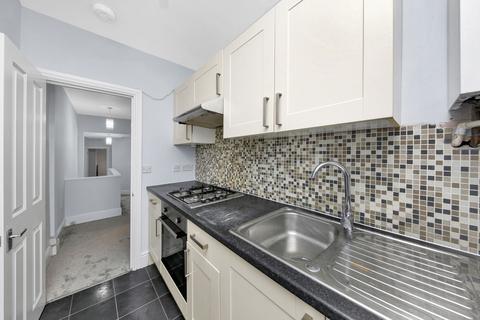 2 bedroom flat to rent, Fortune Gate Road, London, NW10