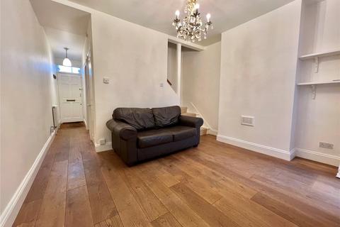 2 bedroom terraced house to rent, Queens Road, London, N11