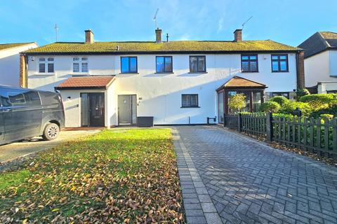 undefined, Avenue Road, Harold Wood, RM3