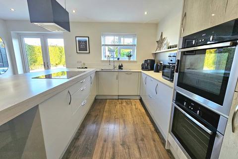 undefined, Avenue Road, Harold Wood, RM3