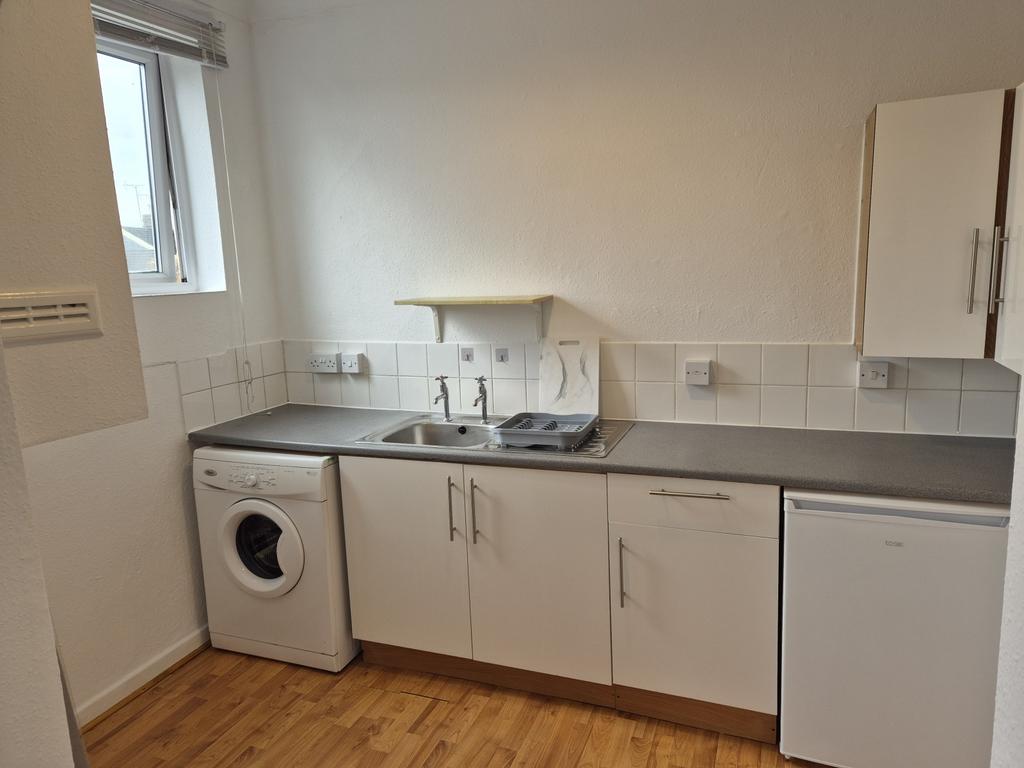 Kitchenette View 2