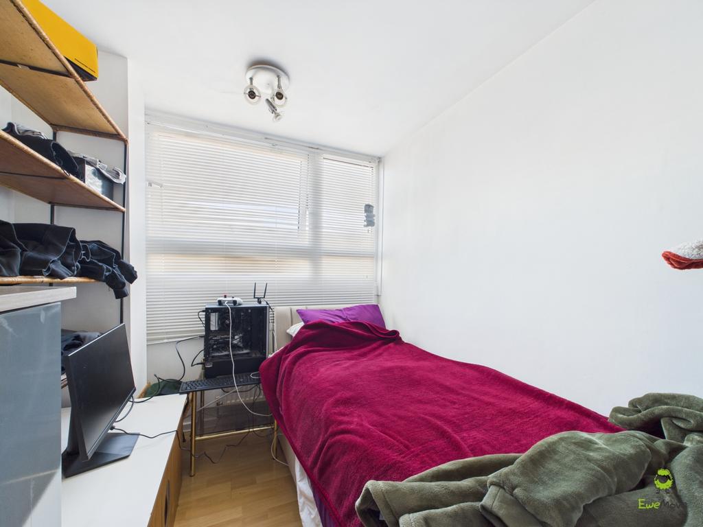 Cam03779 g0 pr0318 still005