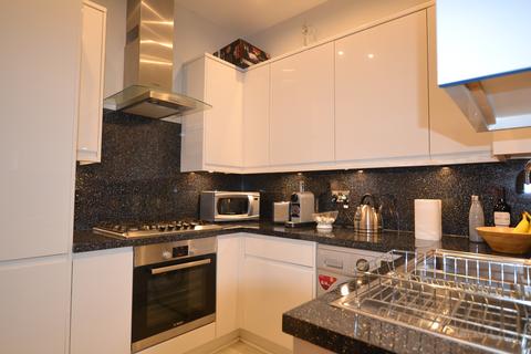2 bedroom flat to rent, Dean Park Street, Edinburgh, EH4