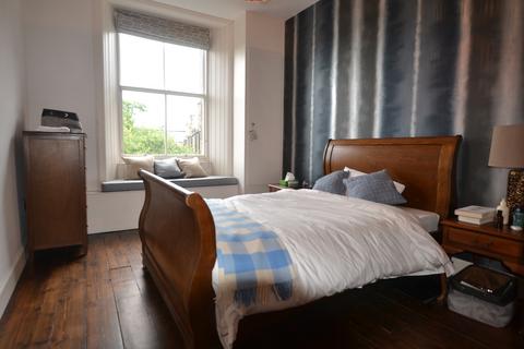 2 bedroom flat to rent, Dean Park Street, Edinburgh, EH4