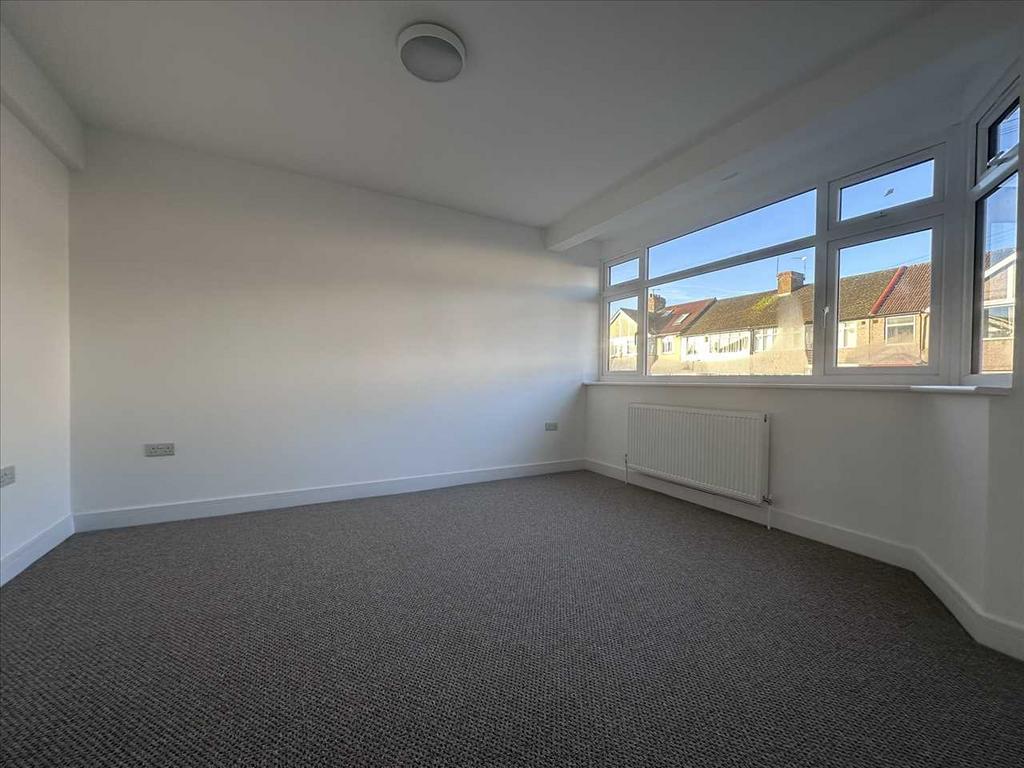 Lounge / BEDROOM 6