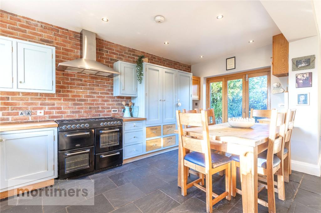 Livingdiningkitchen