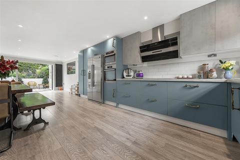 undefined, Seaton Close, SW15