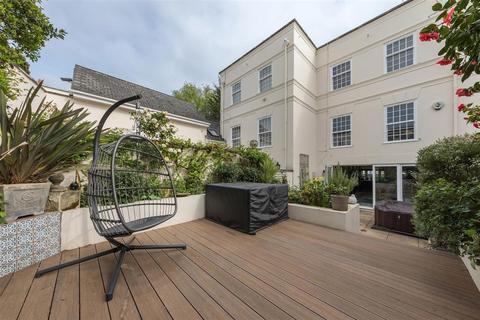 undefined, Seaton Close, SW15