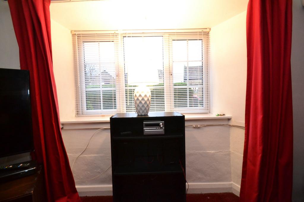 Photograph 3