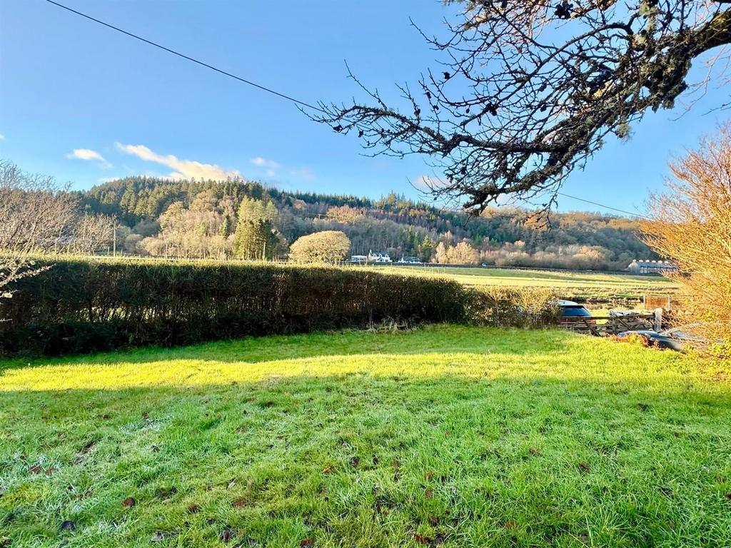 PHOTO-2025-11-25-22-05-53 (6).jpg