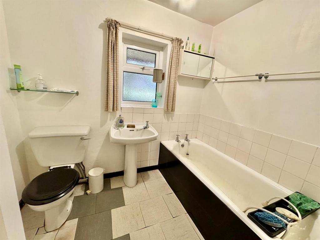 PHOTO-2025-12-10-13-16-22 (1).jpg