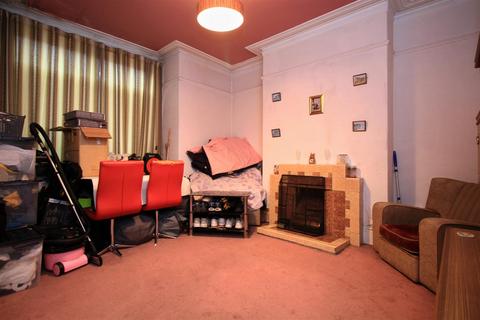 undefined, Edge lane, Droylsden M43