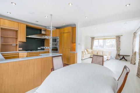 undefined, Avenue Road, St John's Wood, London, NW8