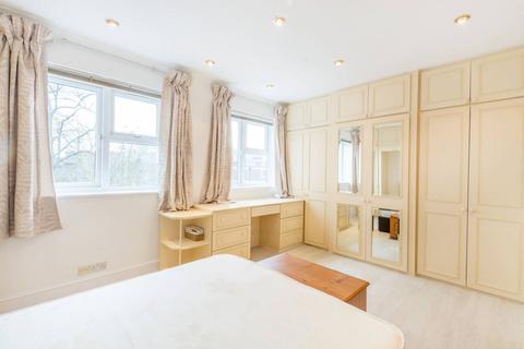 undefined, Avenue Road, St John's Wood, London, NW8