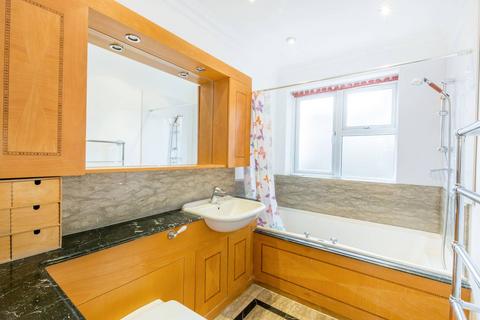 undefined, Avenue Road, St John's Wood, London, NW8