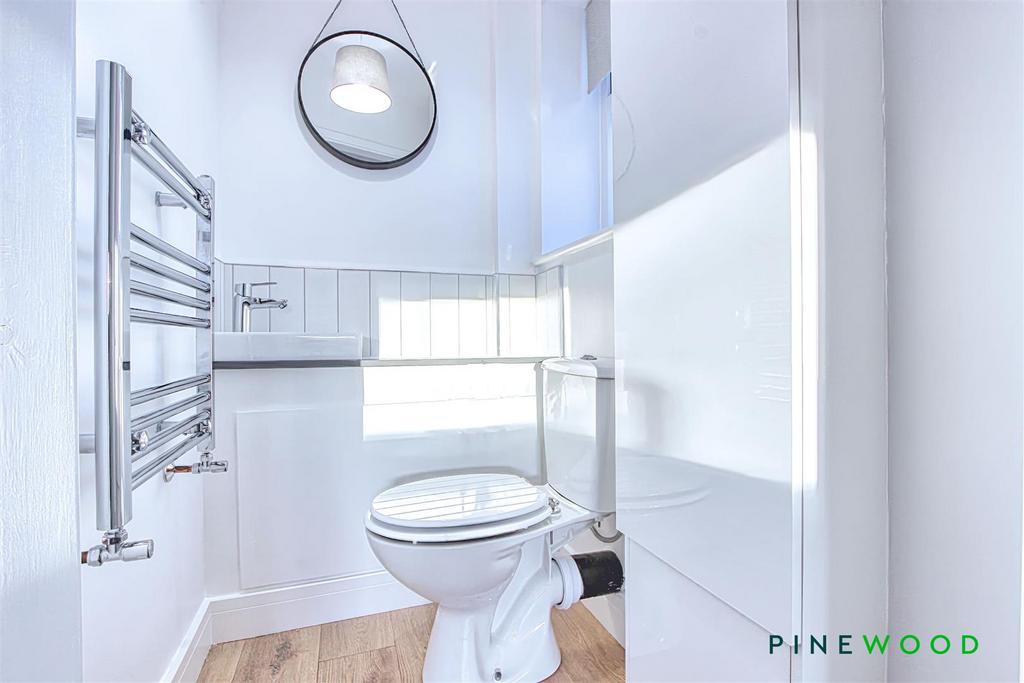 Ground floor wc