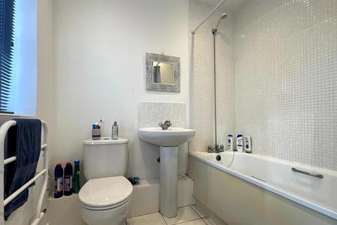 undefined, St. Dominic Close, Farnborough
