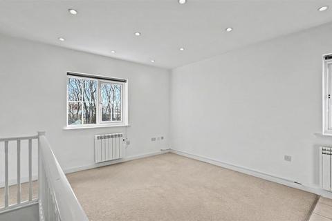 undefined, St. Dominic Close, Farnborough