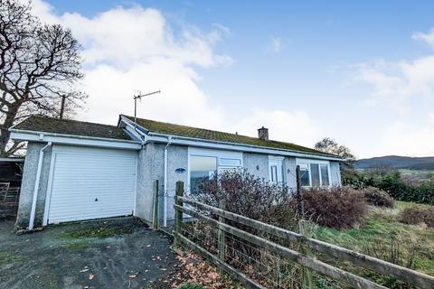 undefined, Derwen Gam, Llanuwchllyn, Bala
